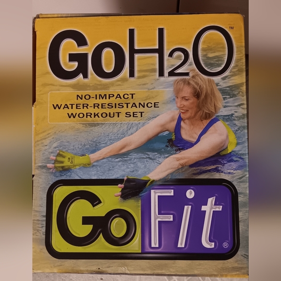 GoFit GoH20 Water-Resistance Workout Set - Picture 2 of 6